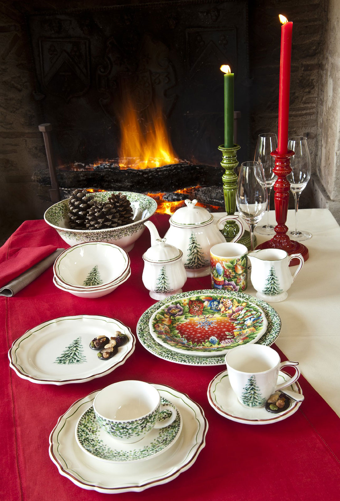 Gien Filet Noel Kaffee- & Tee-Untertasse US