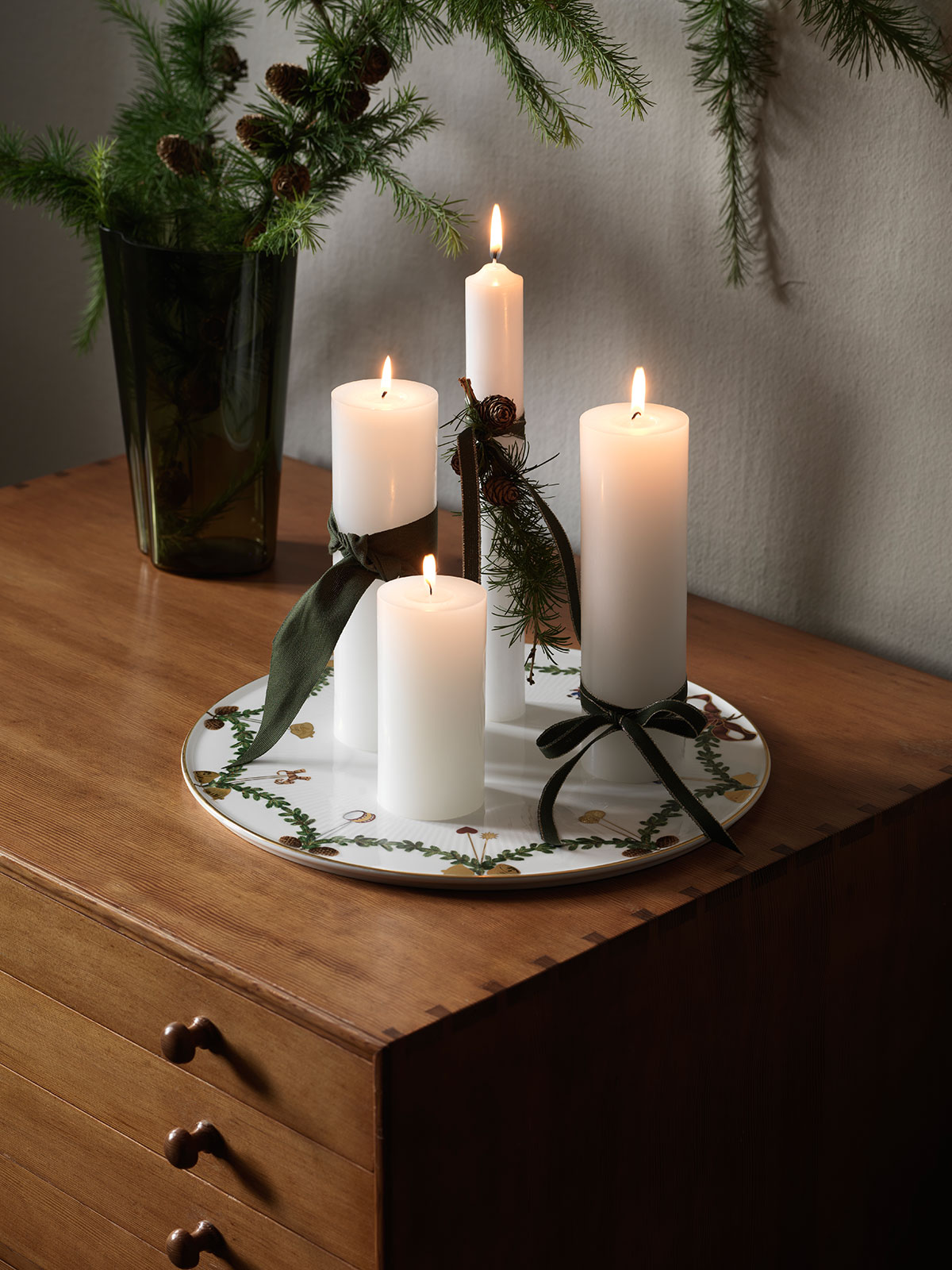 Royal Copenhagen Star Fluted Christmas Tortenplatte 32cm