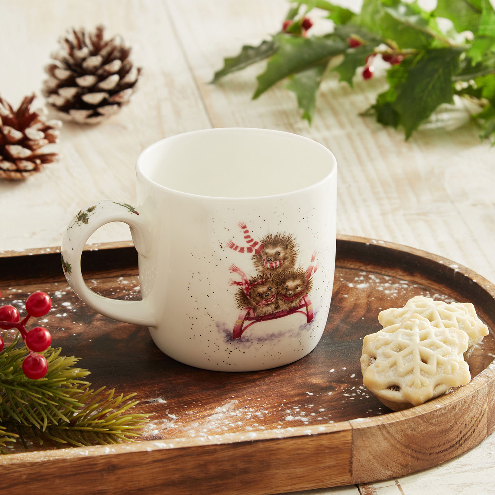 Royal Worcester Wrendale Designs Becher Sledgehogs / Igel 0,31ltr. (Christmas Collection)
