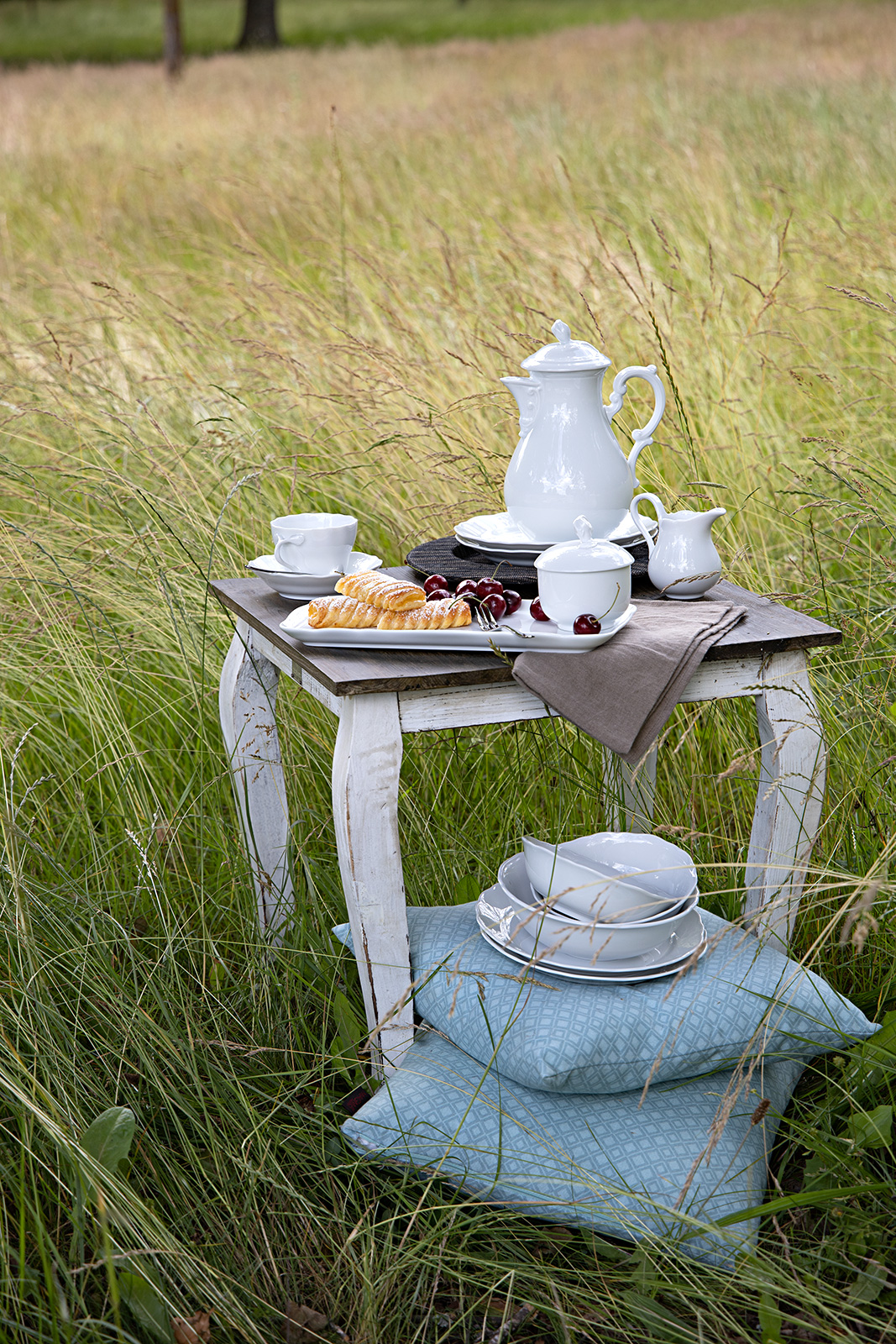 Hutschenreuther Maria Theresia weiß Espresso/Mokka-Untertasse