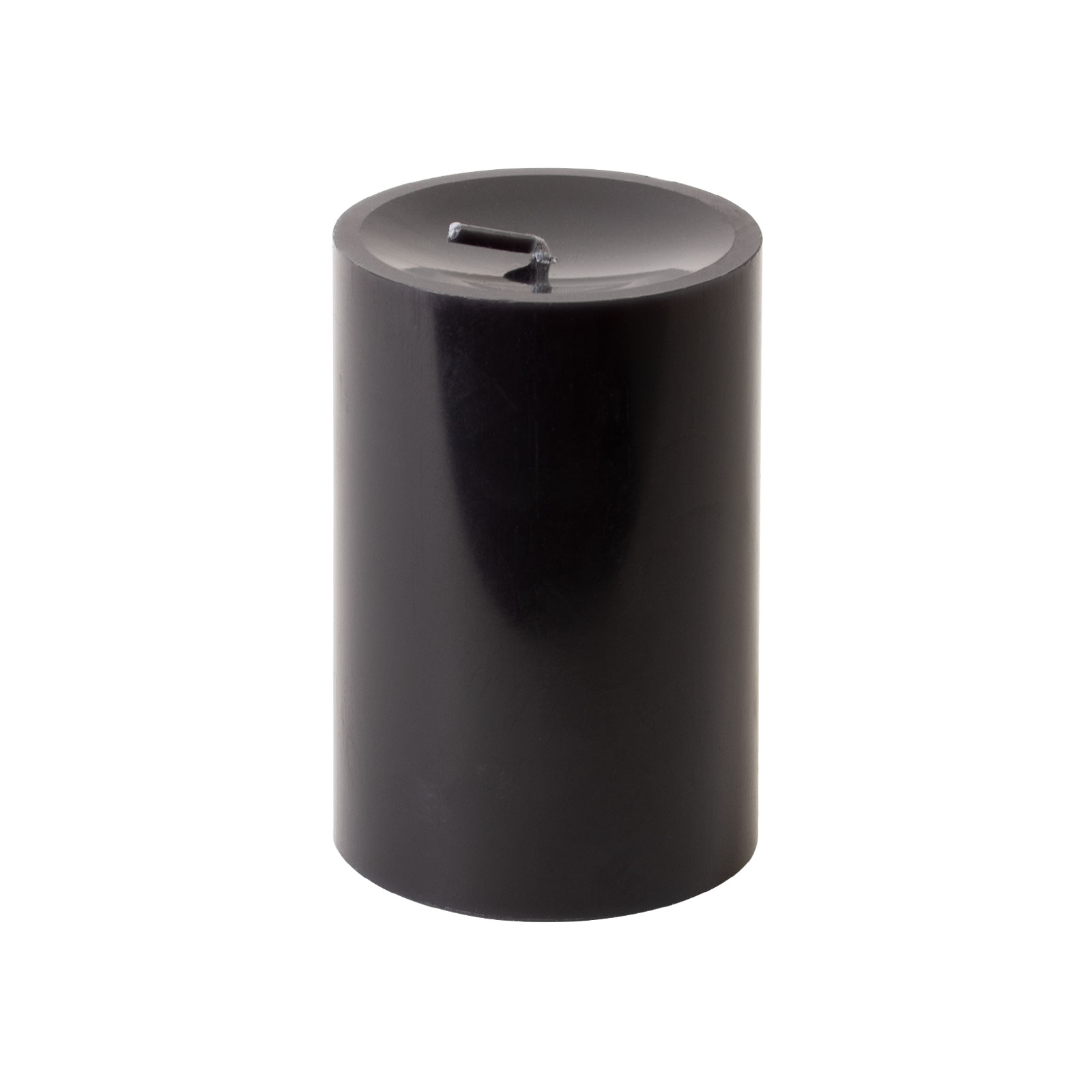 Die Stumpenkerze 8x12cm schwarz von Engels Kerzen hat eine nachtschwarze Farbe.