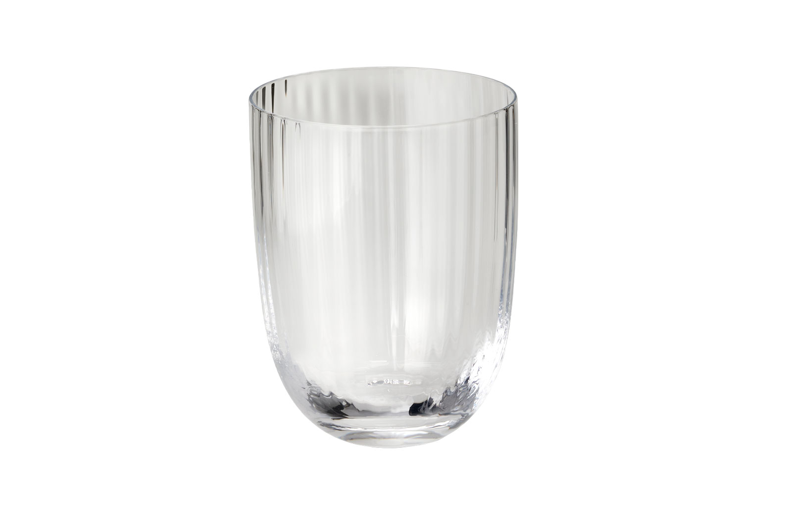 Das Como Glas 0,25ltr. klar ist ein leicht geschwungenes Trinkglas, das eine subtile Rillenstruktur hat.