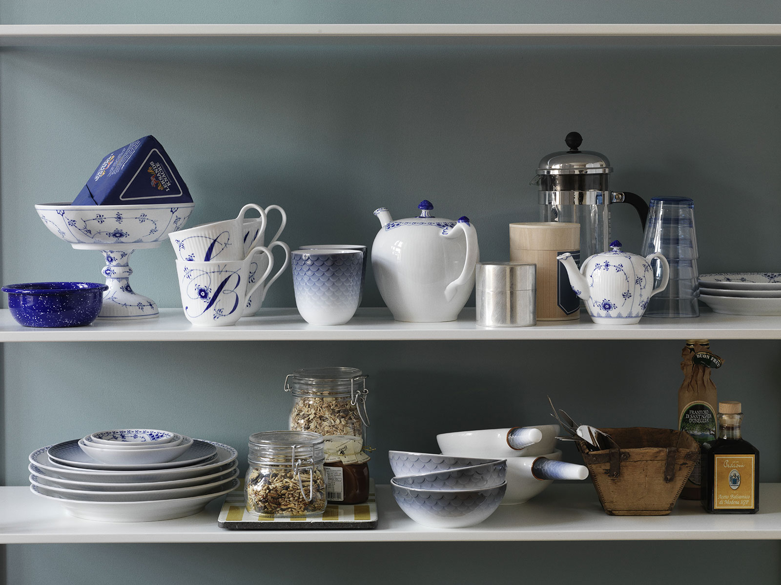 Royal Copenhagen Alphabet Collection Becher "B"  0,33ltr.