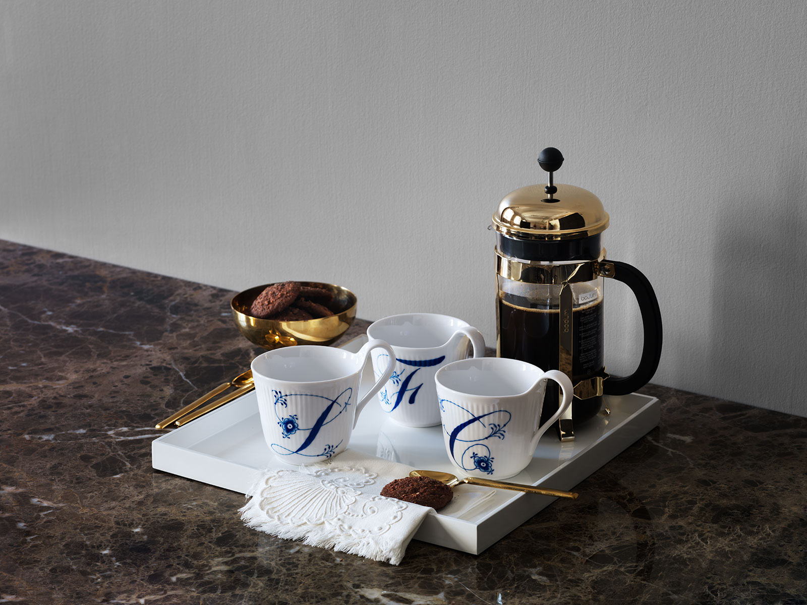Royal Copenhagen Alphabet Collection Becher "C"  0,33ltr.