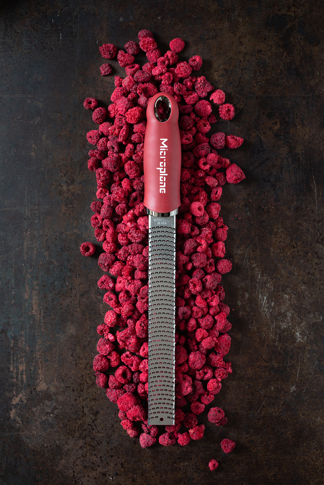 Microplane Premium Classic Reibe Zester granatapfelrot