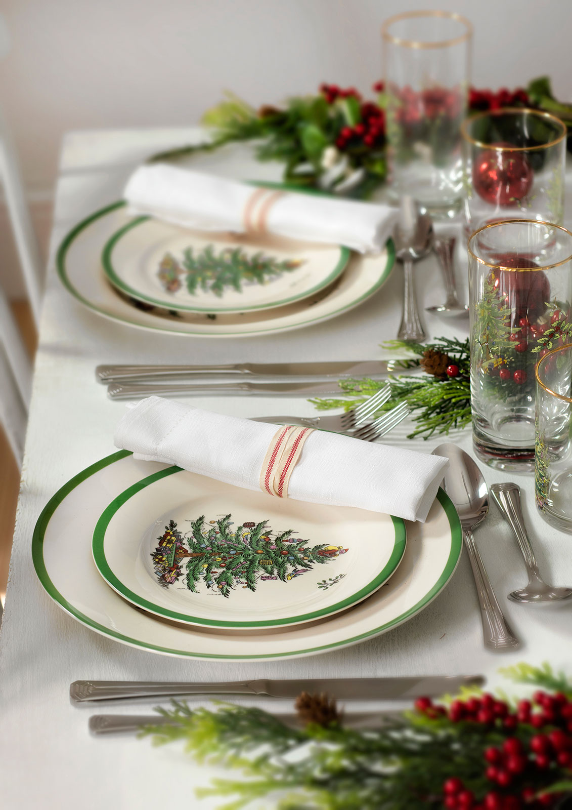 Spode Christmas Tree Speiseteller 27cm (UK)