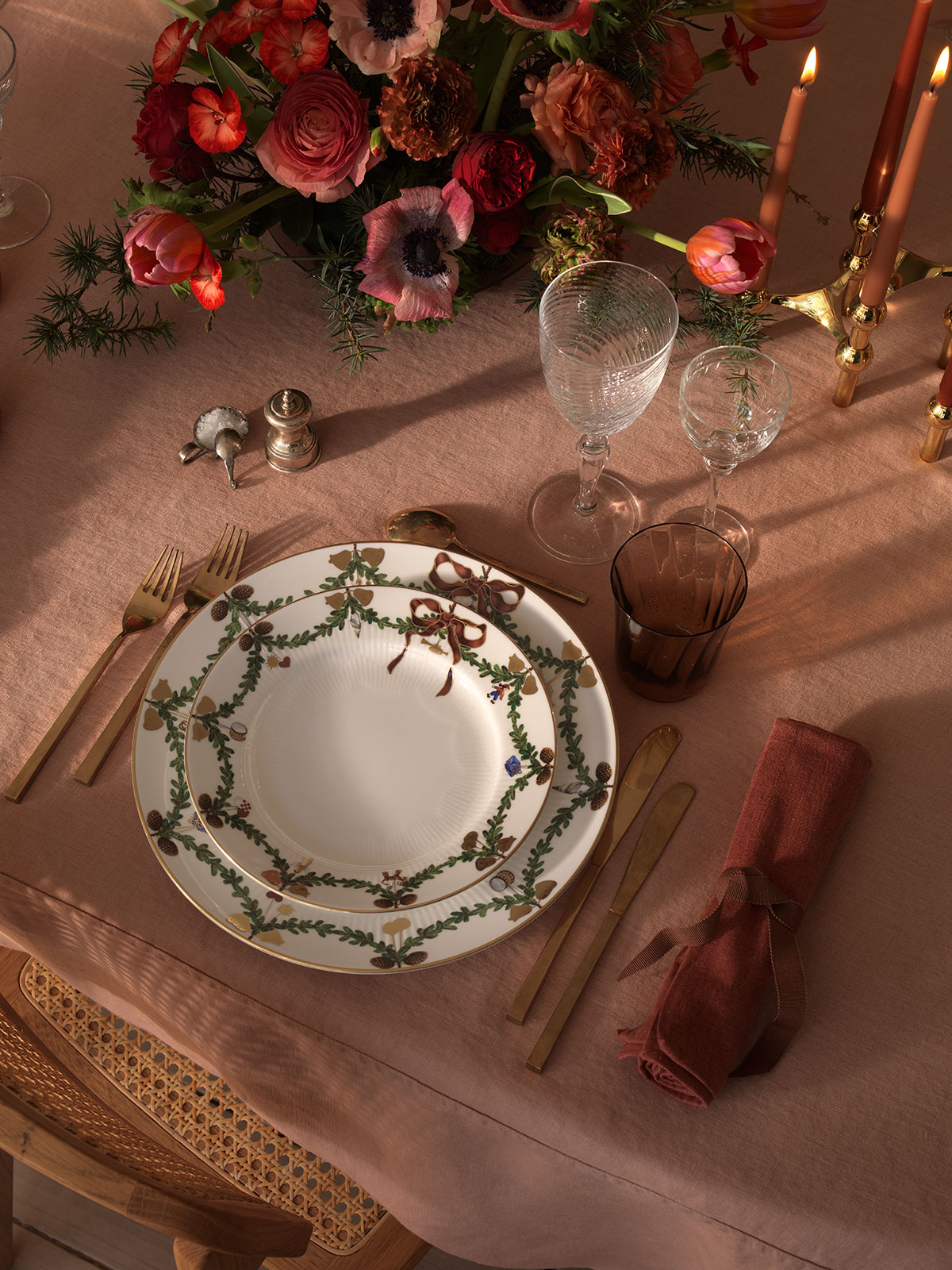 Royal Copenhagen Star Fluted Christmas Suppenteller 17cm klein 2503603