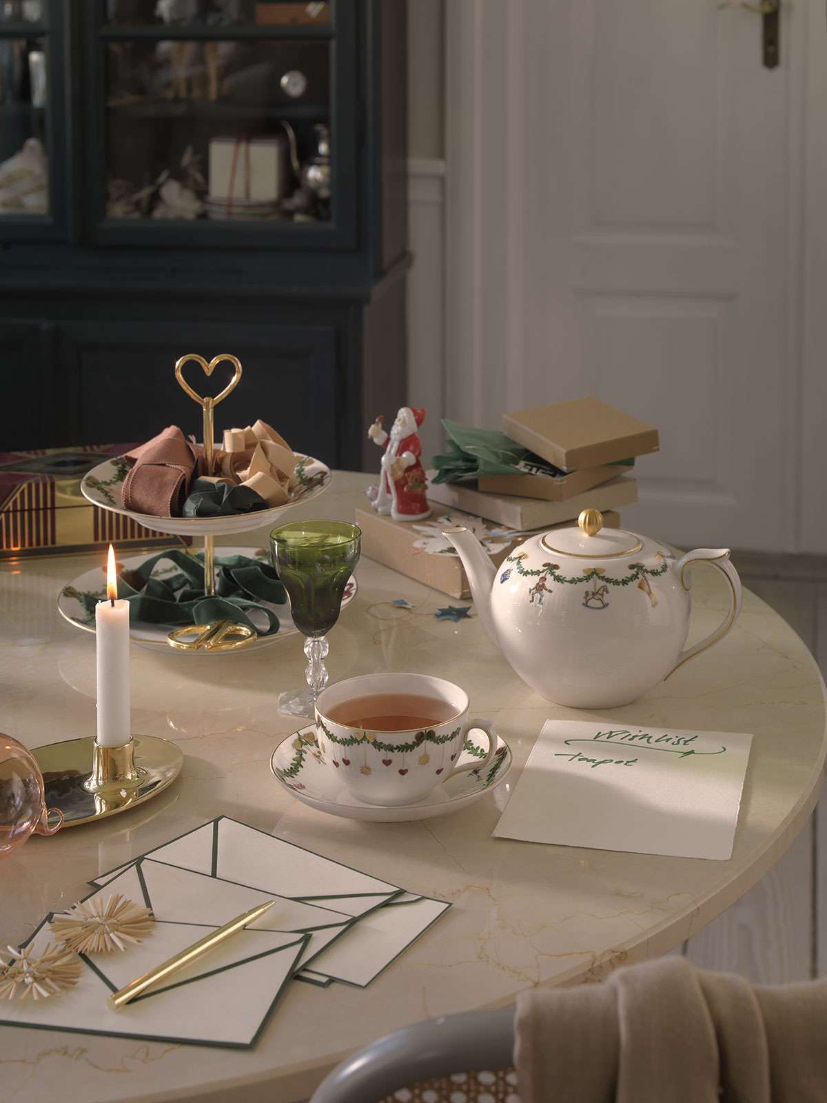Royal Copenhagen Star Fluted Christmas Teetasse mit Untertasse 0,32ltr.